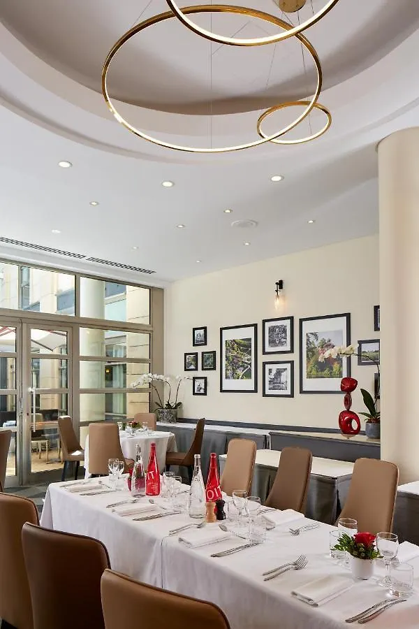 Ampere Hotel 4*