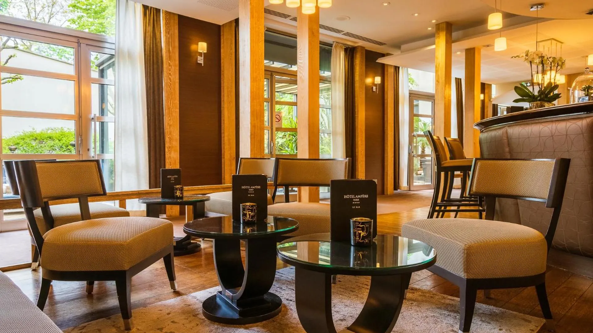 Ampère Hotel